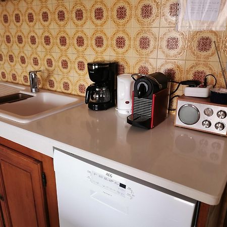 Appartement Dans Villa Avec Piscine Et Jardin Marguerittes Luaran gambar
